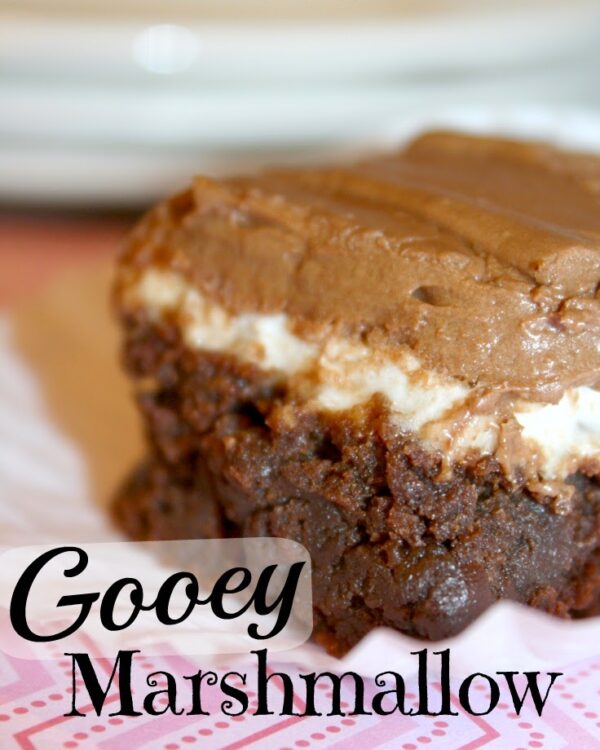 Gooey Marshmallow Brownies Title pic1