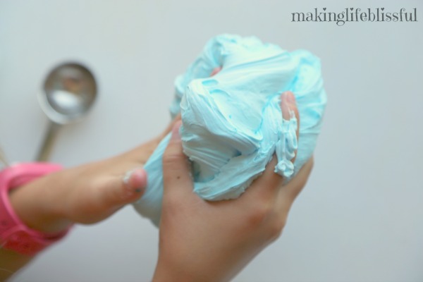 White Fluffy Slime Recipe - Life Should Cost Less