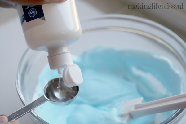 Make Super Fluffy Slime Recipe with Contact Solution - Natural