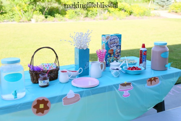 EASY Pancakes and Pajamas Party Ideas