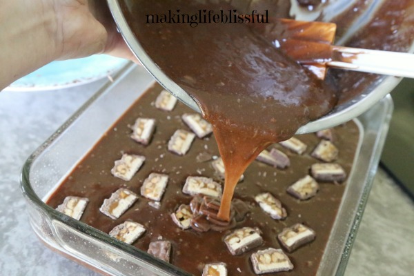 Easy Candy Bar Brownies