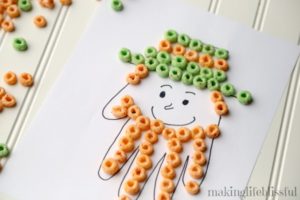 St. Patricks Day Leprechaun Handprint Cereal Craft 4