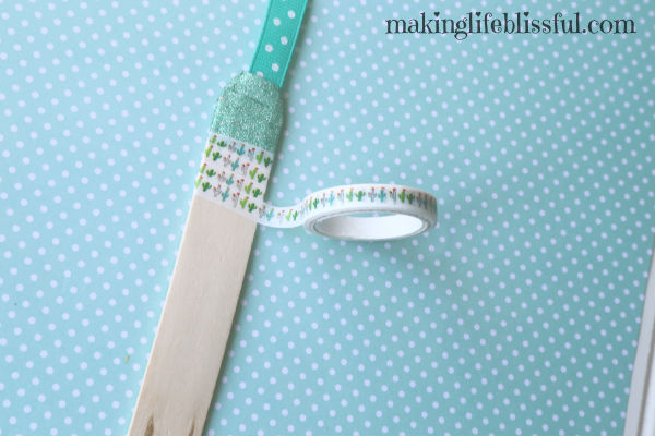 how to make washi tape bookmarks