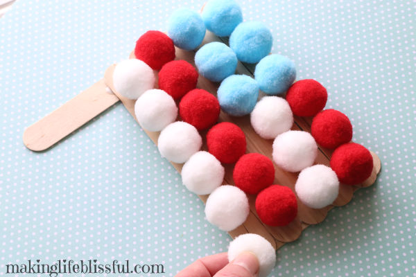 pom-pom-flag-craft-for-kids