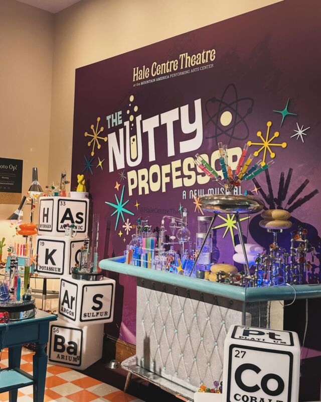 Probably one of the best shows I’ve seen at @halecentretheatre lately!! The Nutty Professor had us laughing all the way to the end and the music was clever and fun.  If you’ve been trying to decide about this one, I’d say don’t miss it! #halecentretheatre #thenuttyprofessormusical #halecentretheatresandy